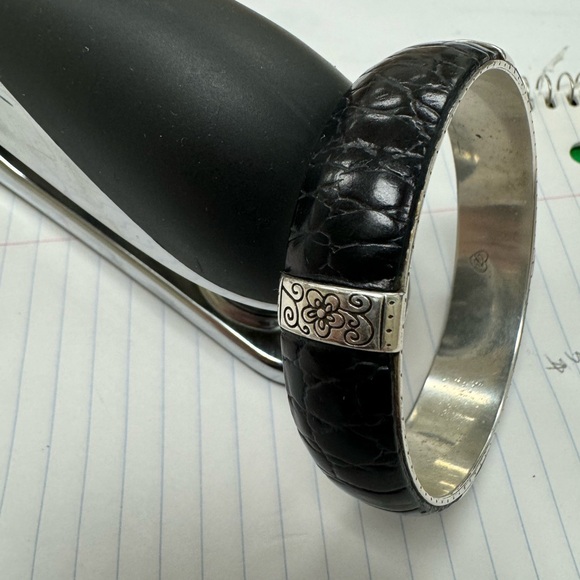 Brighton Bracket black and silver. - Picture 2 of 6